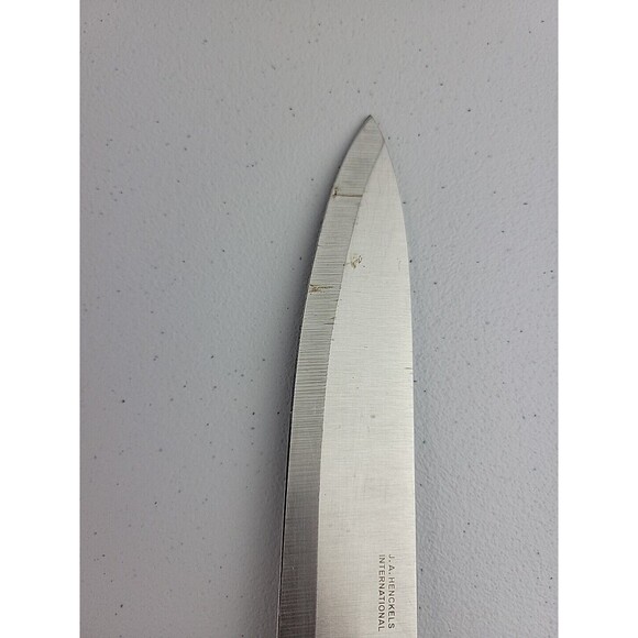 J. A. Henckels International Fine Edge Synergy 15551-200 Chefs Knife 8" Blade - Picture 4 of 7